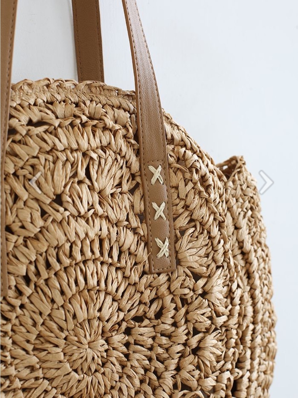 NWOT Round Straw Bag - Picture 2 of 8
